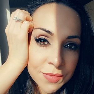 Meet your Posher, Adriana